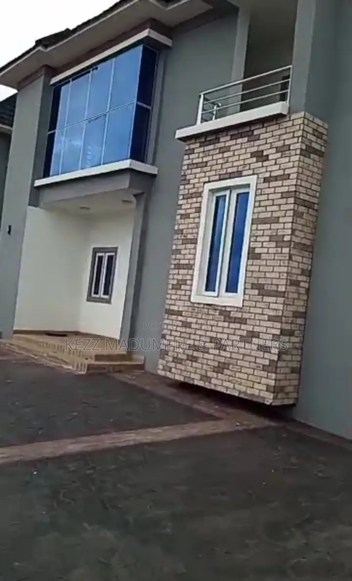 5bdrm Duplex in Independence Layout for sale