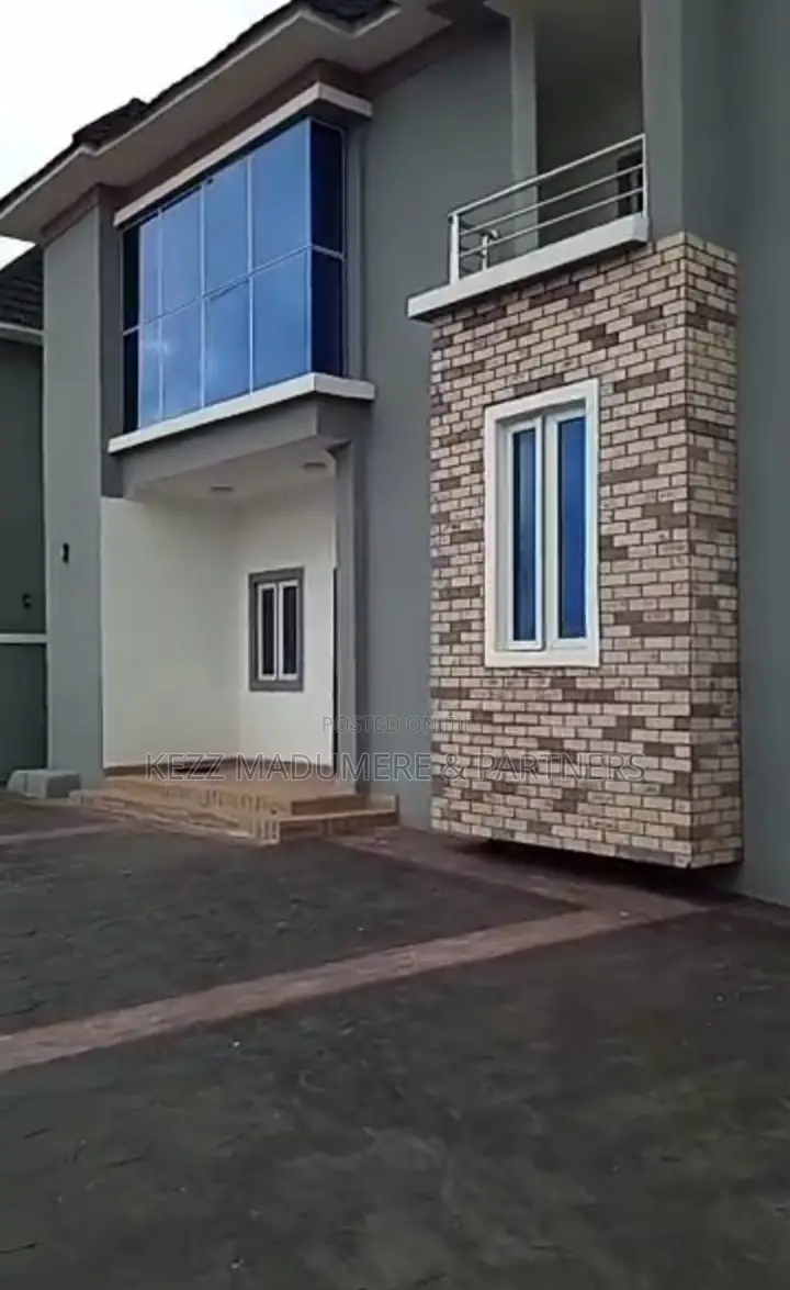 5bdrm Duplex in Independence Layout for sale