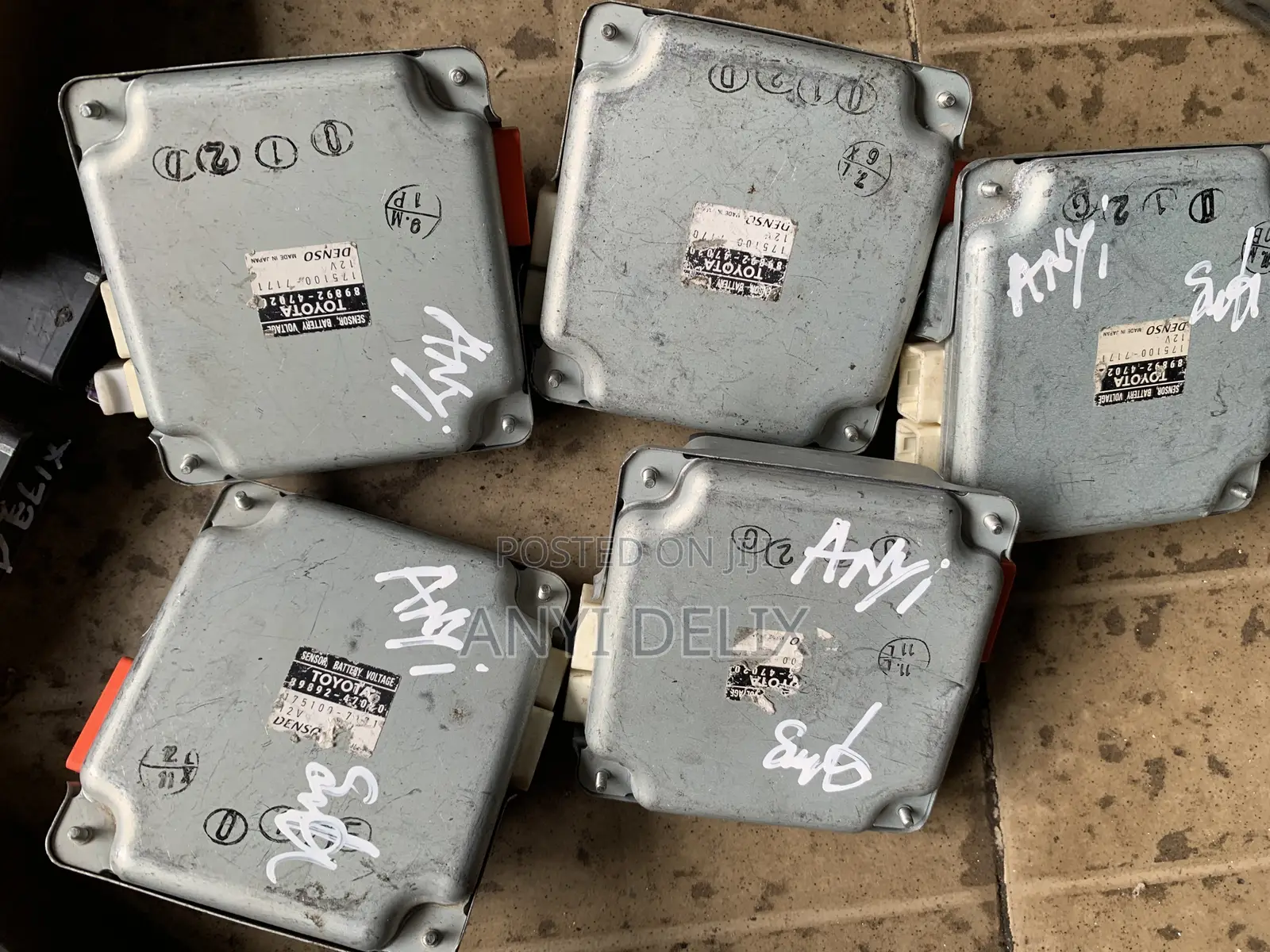 2011 Toyota Prius Voltage Battery Sensor 89892-47020