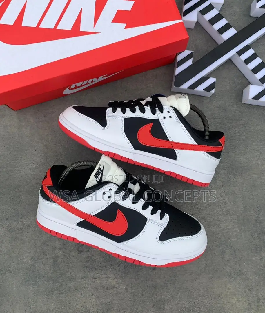 Nike Sb Dunk Low White University Red Sneakers
