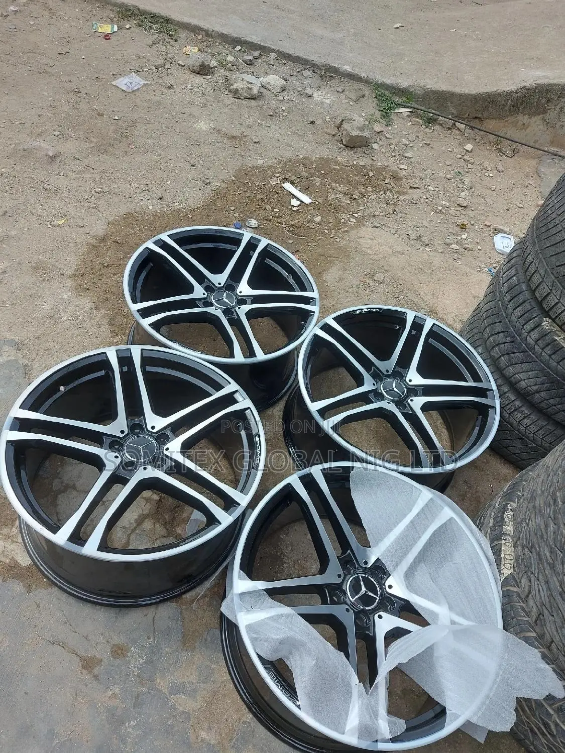 Mercedes Alloyed Rim 20inch!