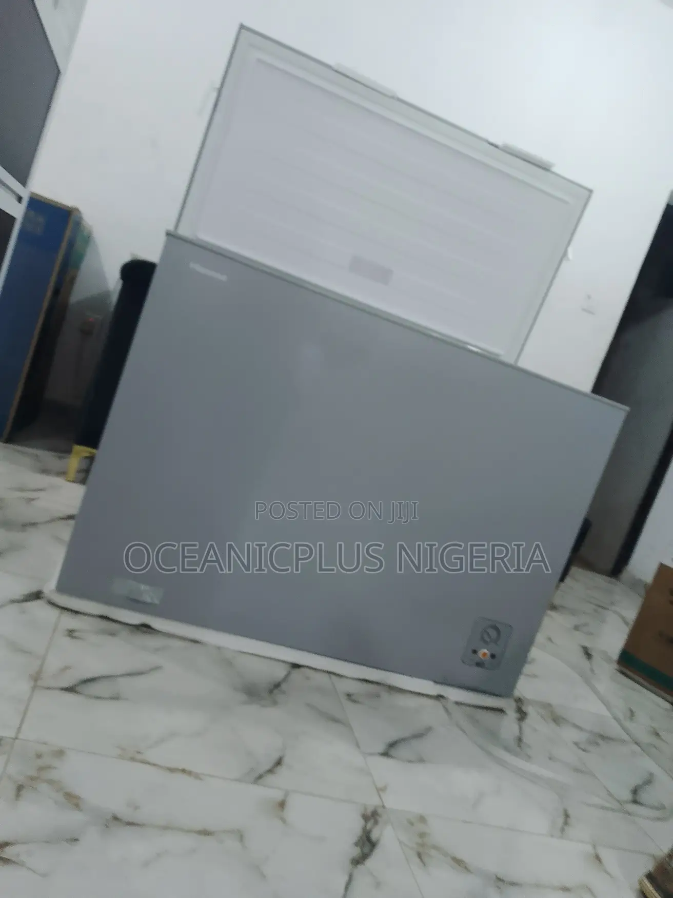 Brand New Hisense 297 Litres (Hisense Fc390sh)
