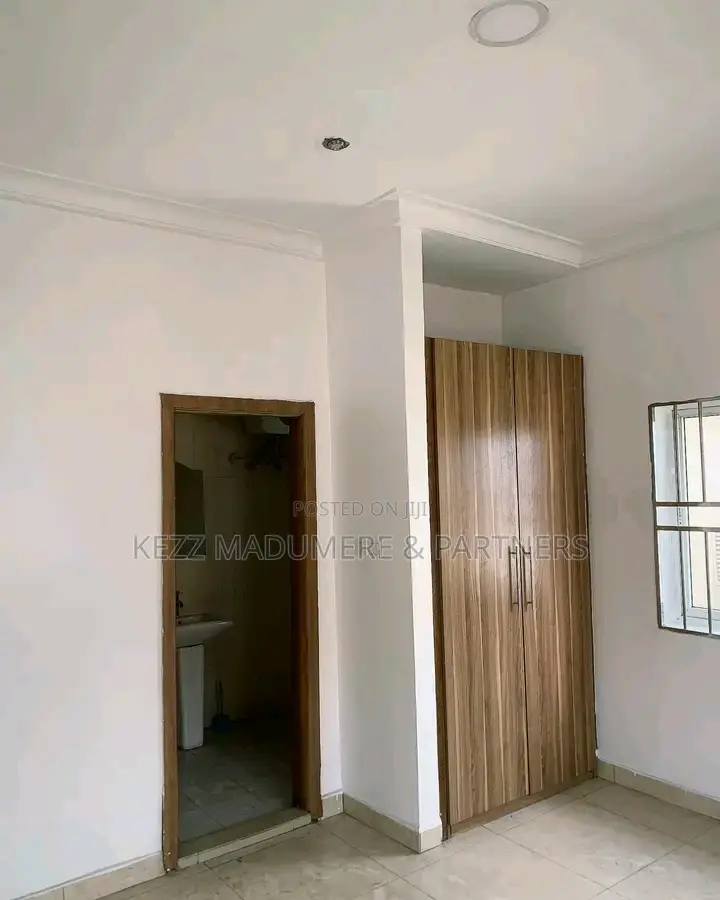 3bdrm Apartment in Golf Estate ,Dr for sale
