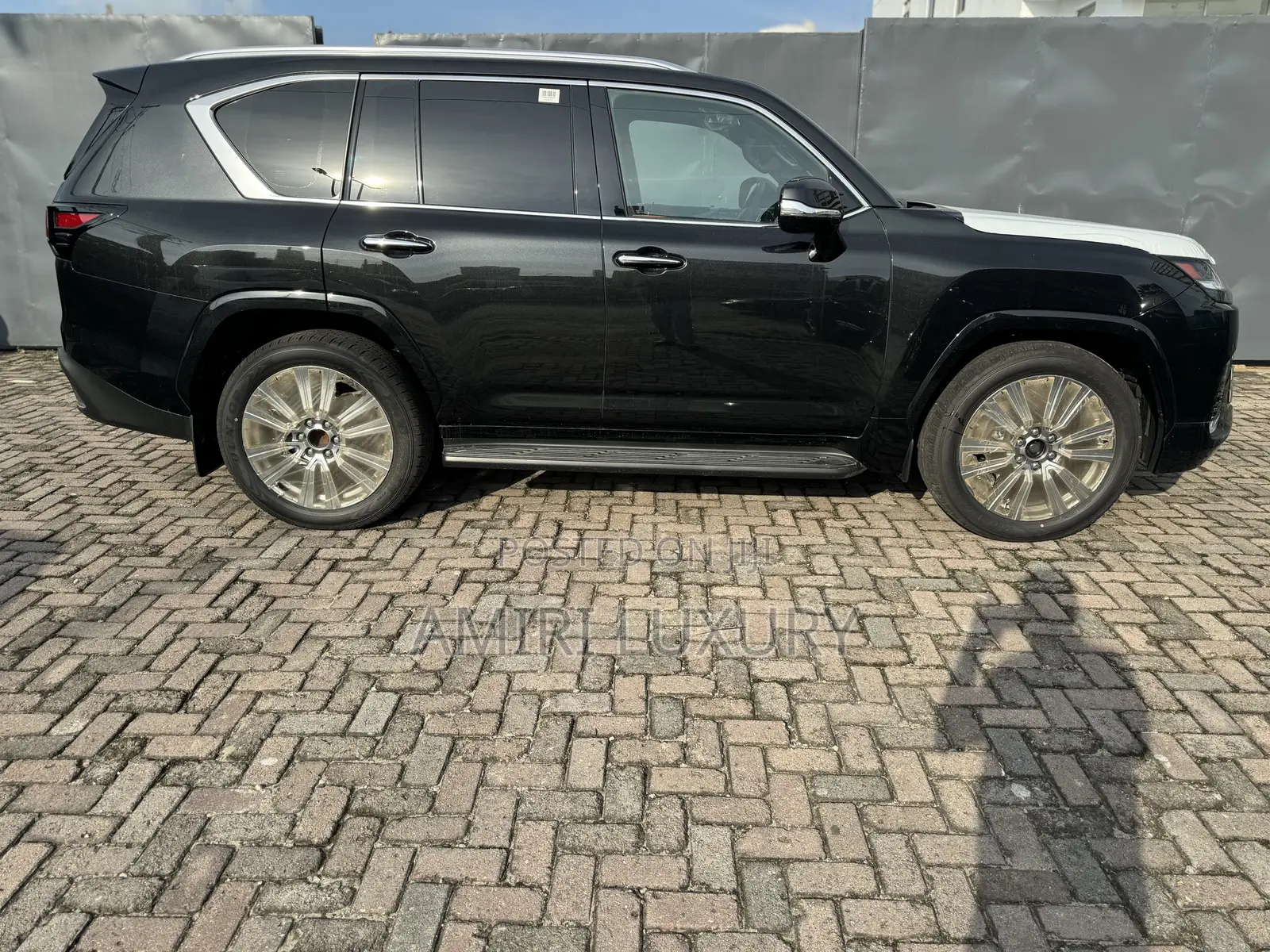 New Lexus LX 2023 Black