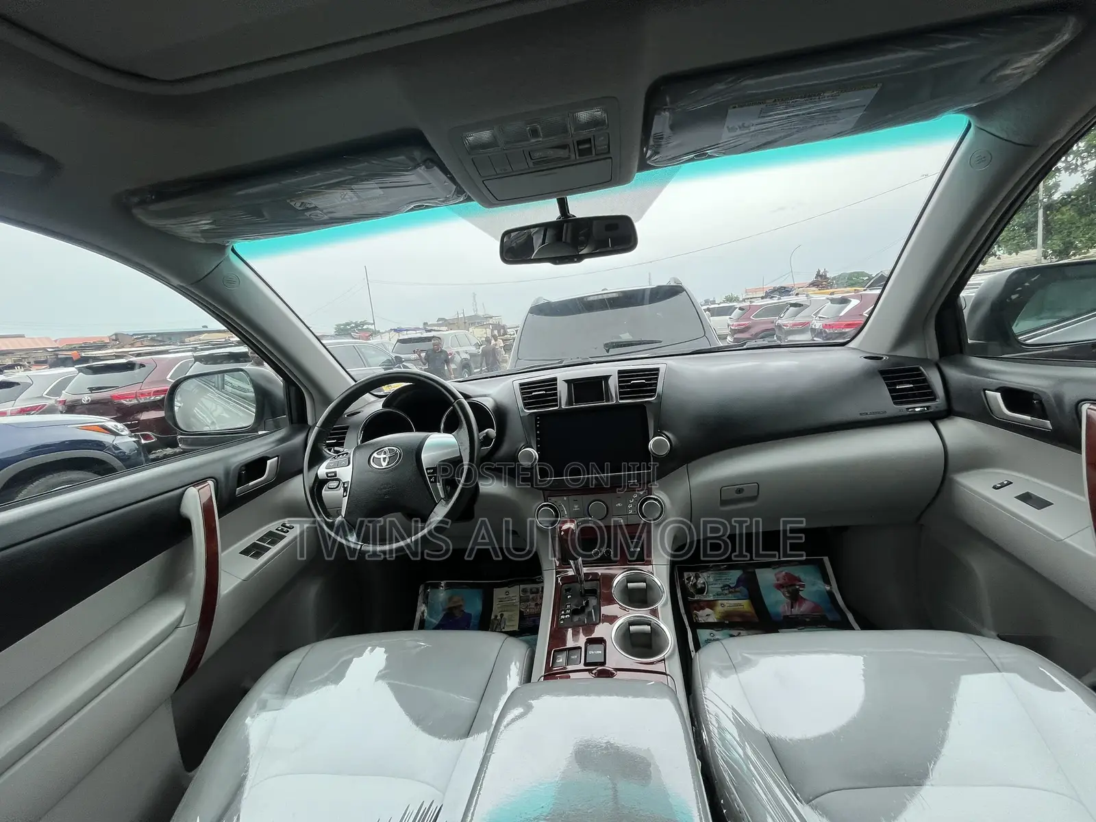 Toyota Highlander Limited 2012 Silver