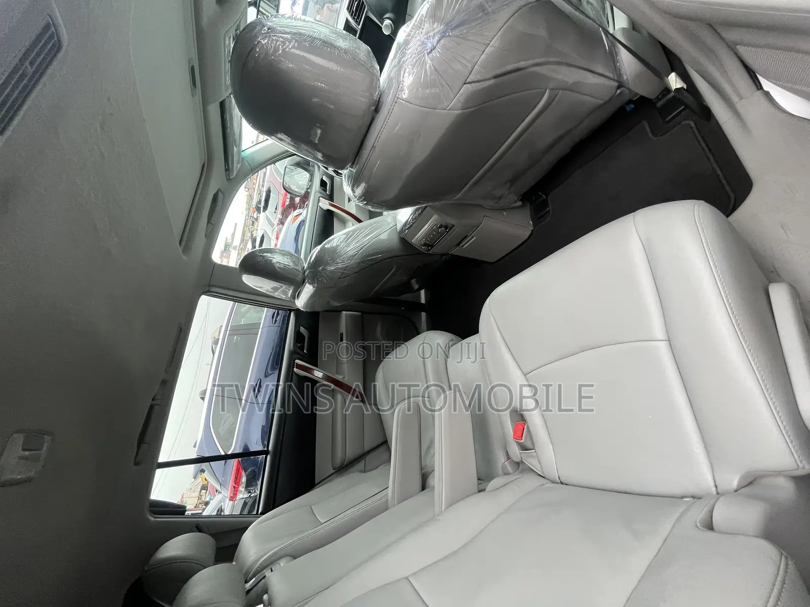 Toyota Highlander Limited 2012 Silver
