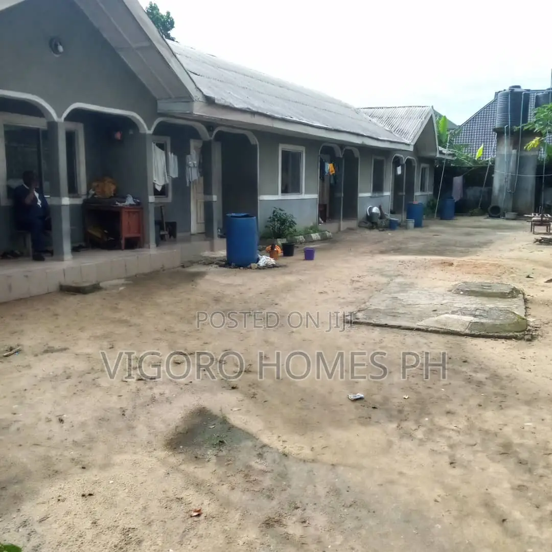 2bdrm Block of Flats in Port-Harcourt for sale