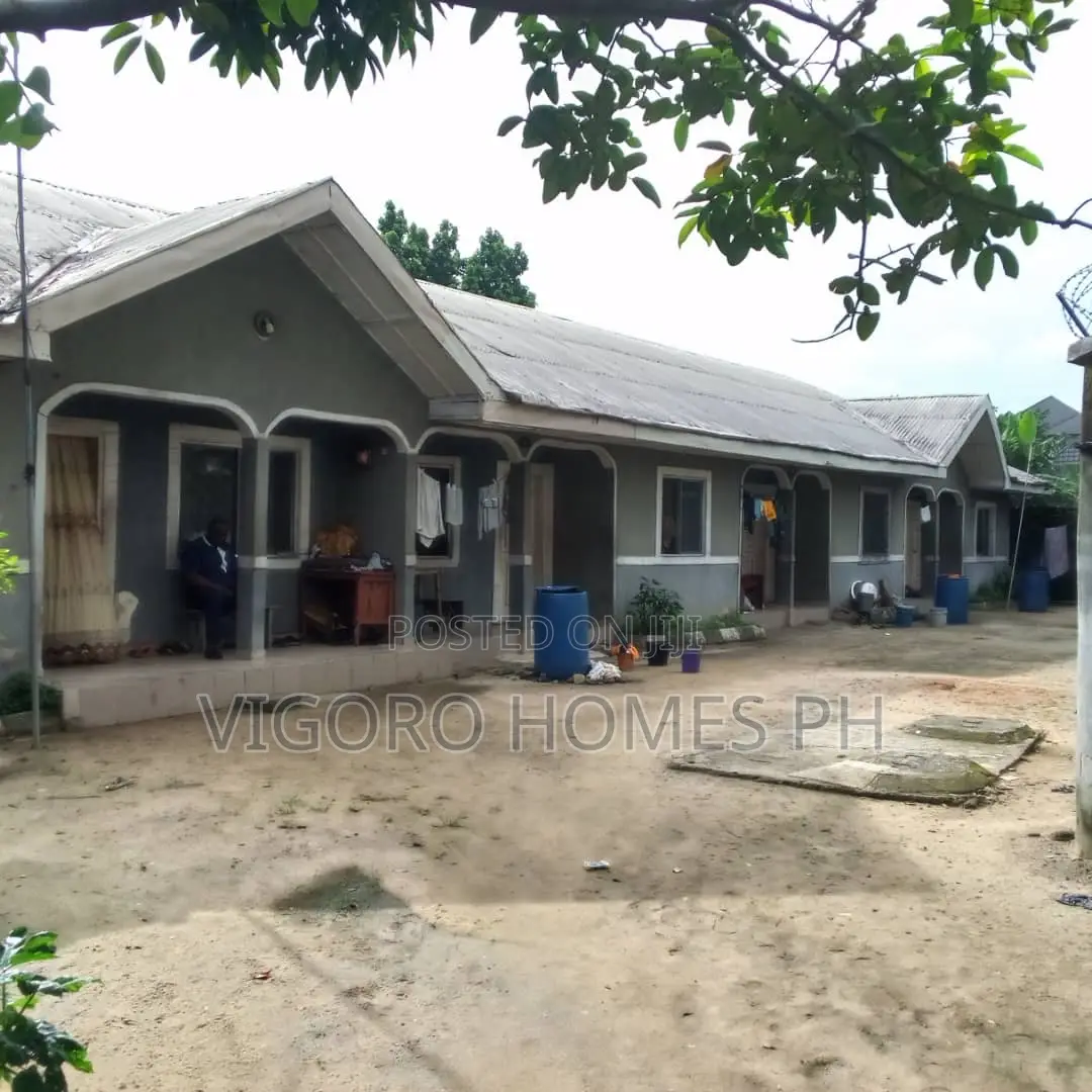 2bdrm Block of Flats in Port-Harcourt for sale