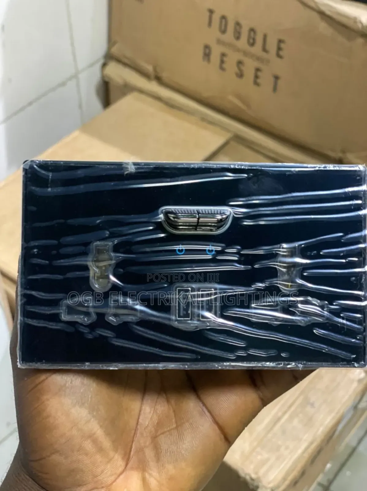 Glass Smart Switches and Sockets