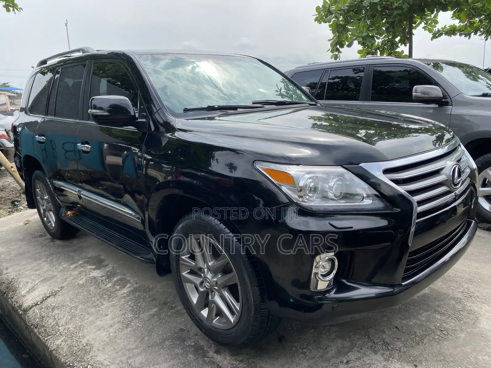 Lexus LX 570 AWD 2014 Matt Black