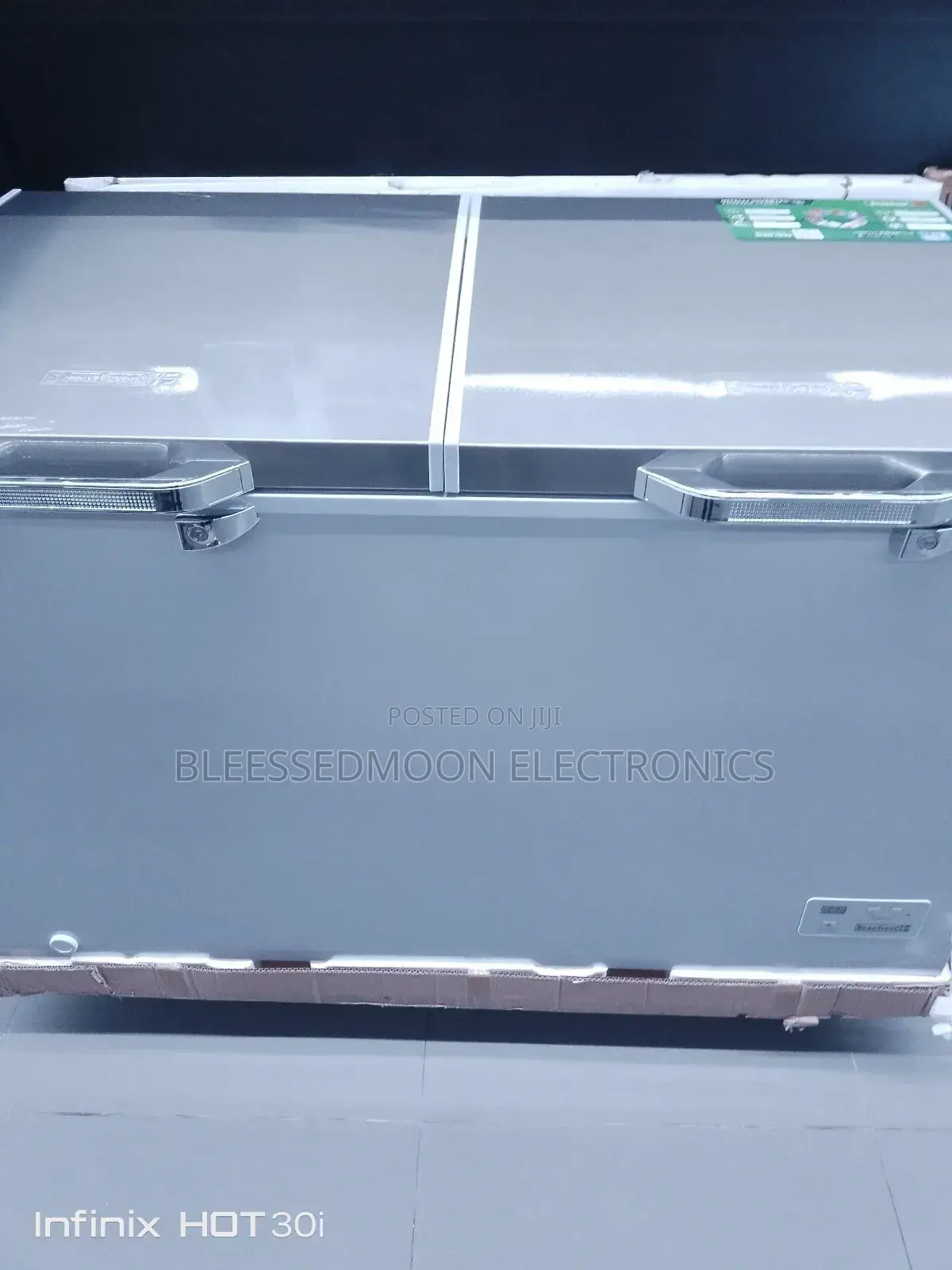 Scanfrost Inverter Freezer 500L 3 Years Warranty Copper