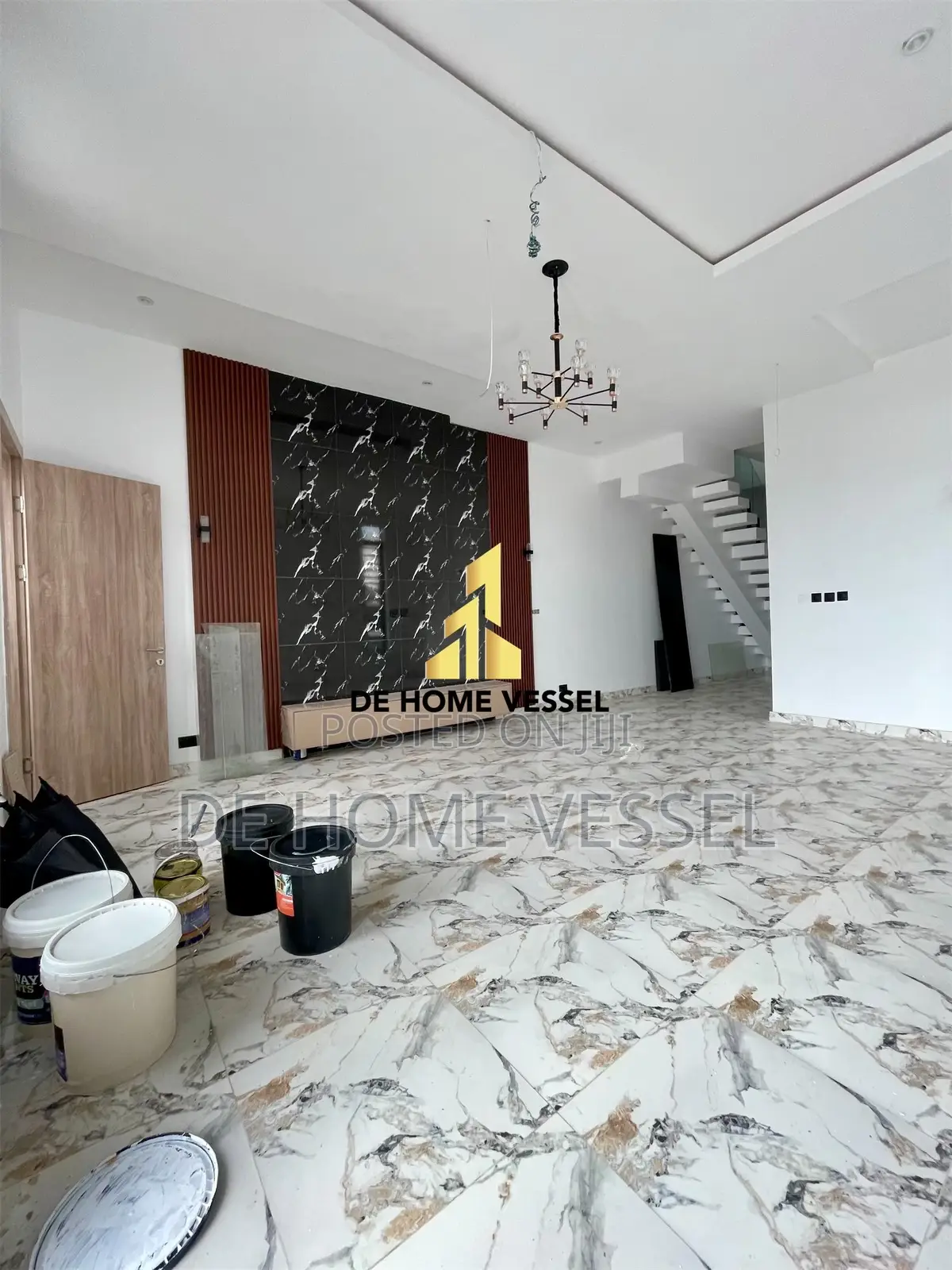 4bdrm Duplex in Ikota for sale