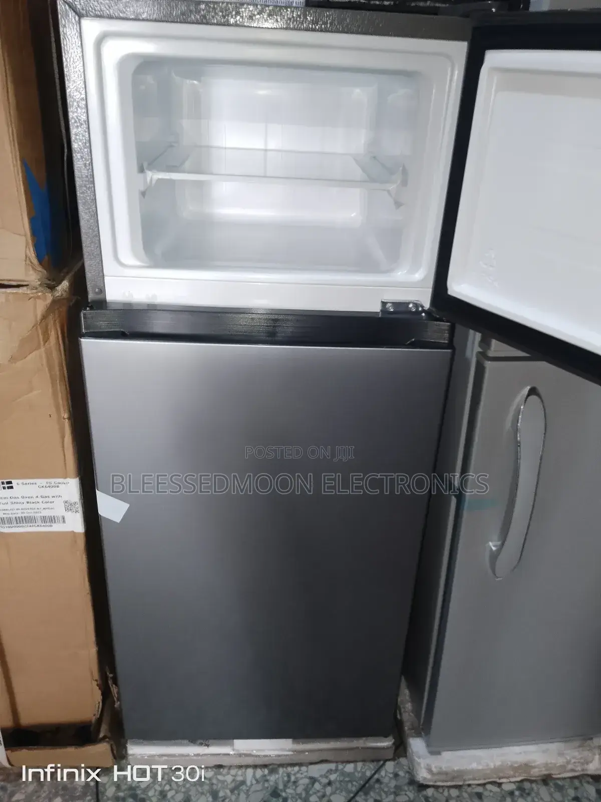 Hisense Low Voltage Standing Fridge 3 Years Garranty