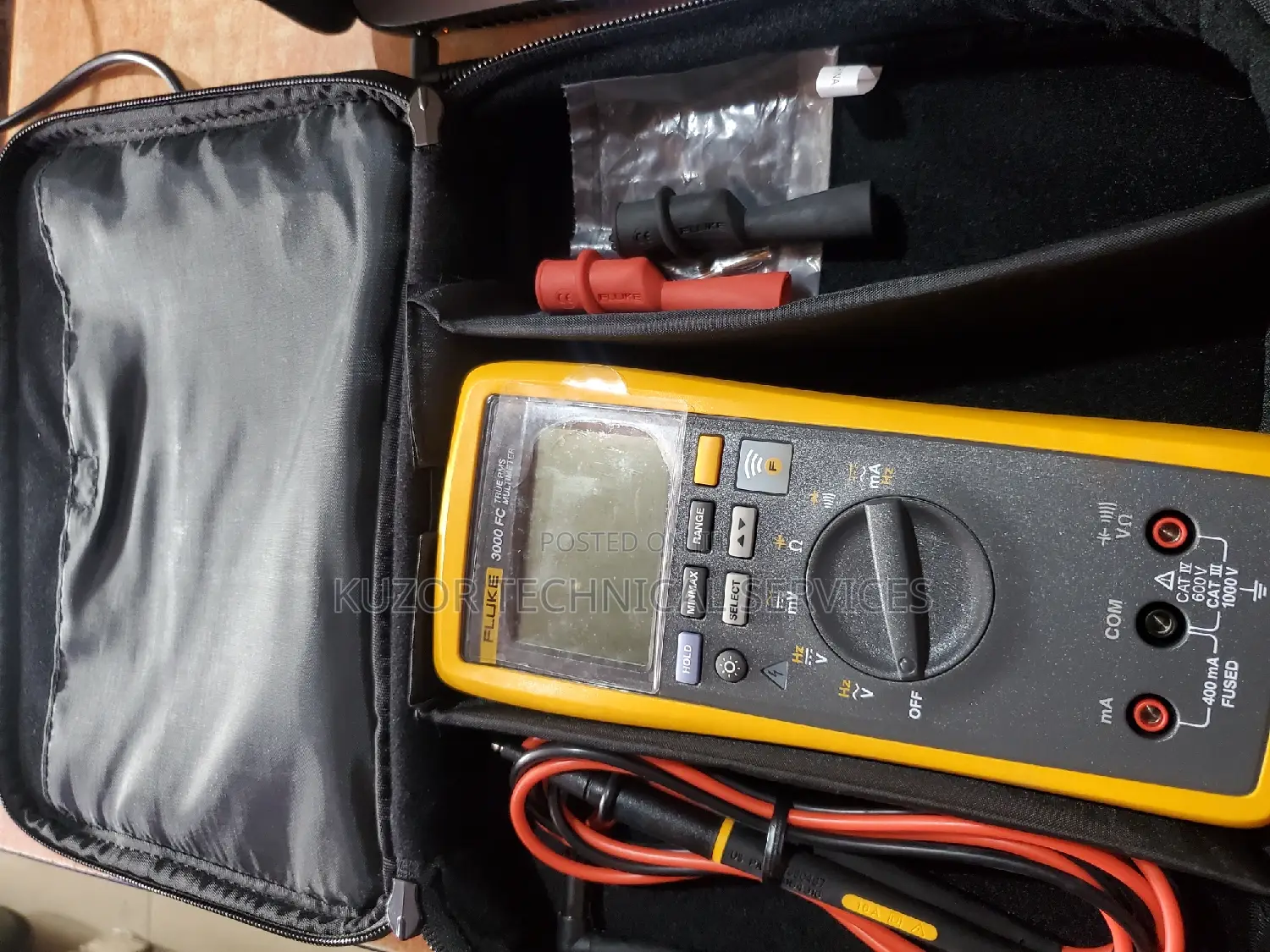 Fluke 3000 Fc True RMS Multimeter