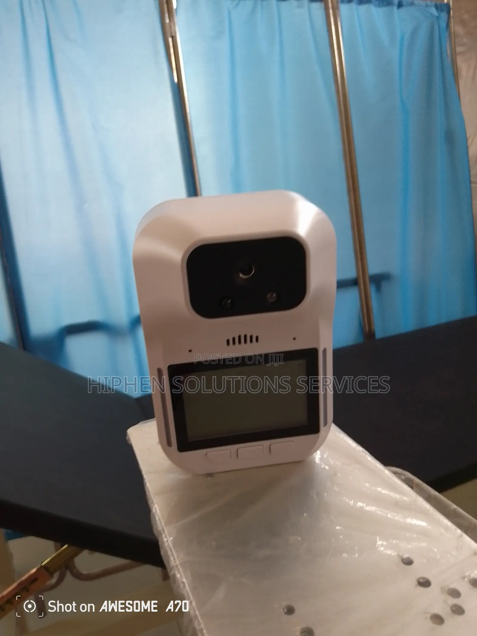 Infrared Thermometer Measure Body Temperature