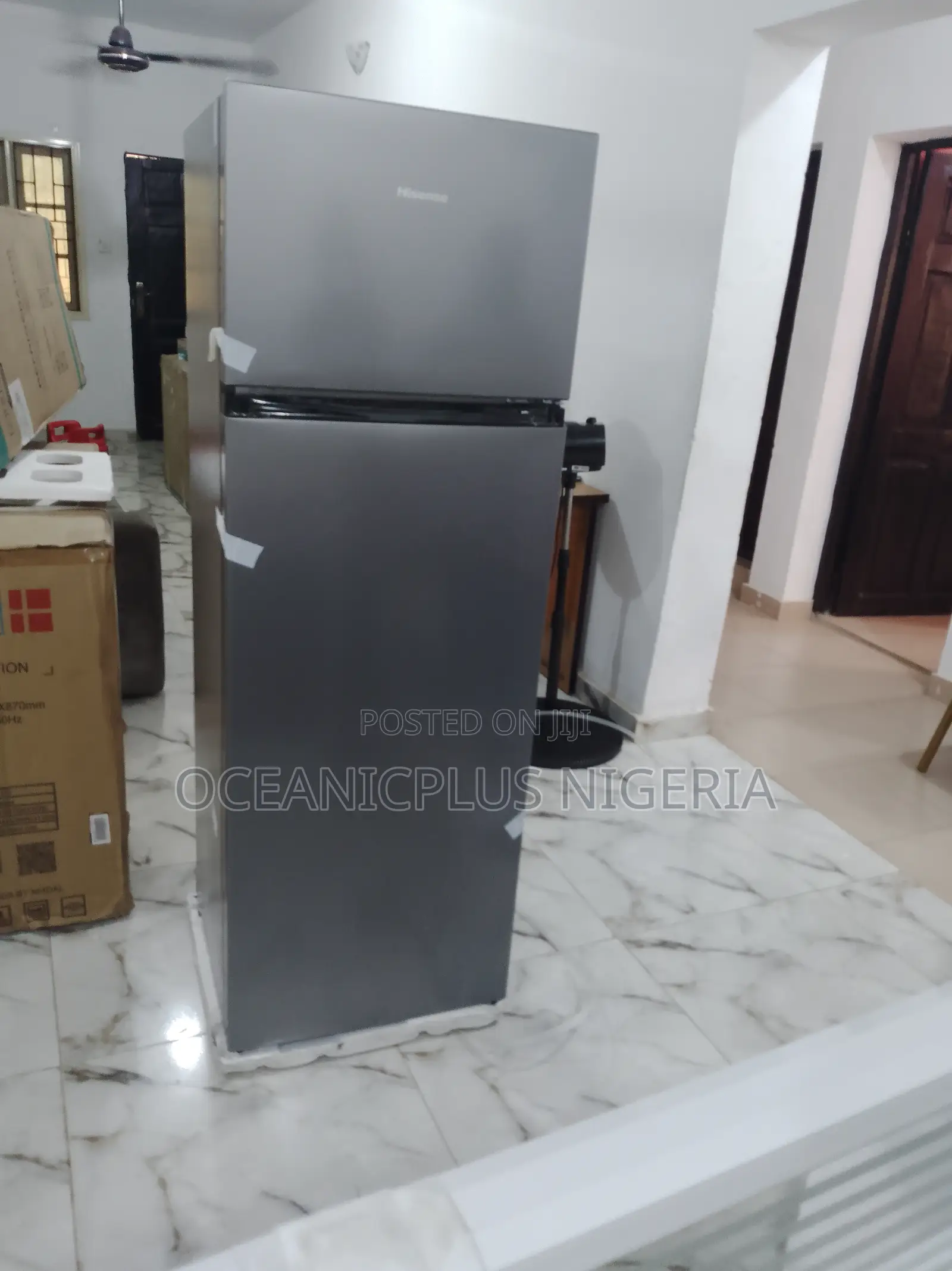Starndard Quality 240L Refrigerator