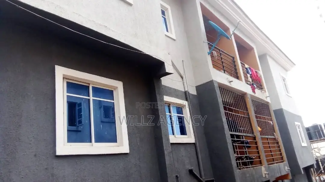 2bdrm Block of Flats in Enugu for sale