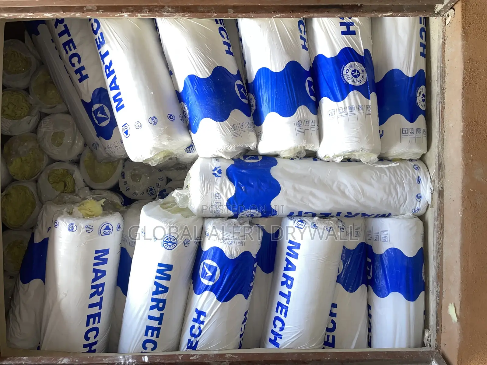 Fiberglass With Aluminum Foil