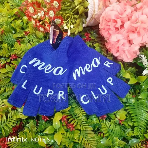 Wristwrap Hand Gloves