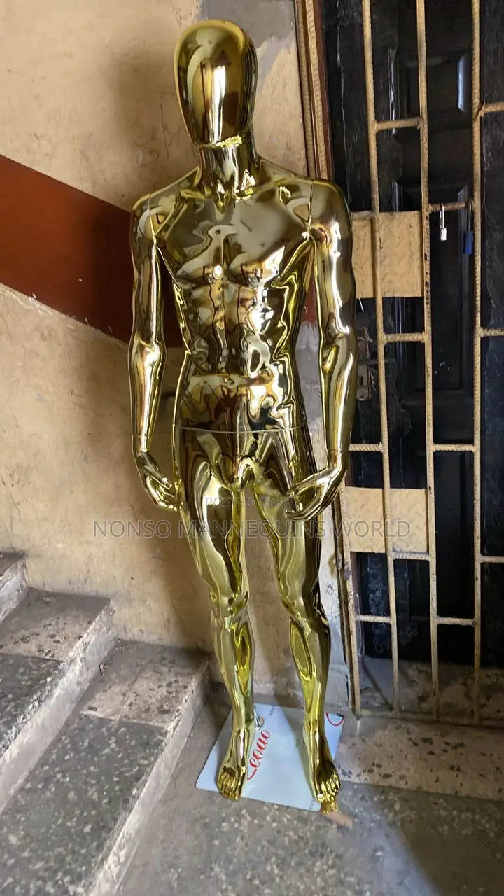 Sf1 Male Gold Chrome Mannequin