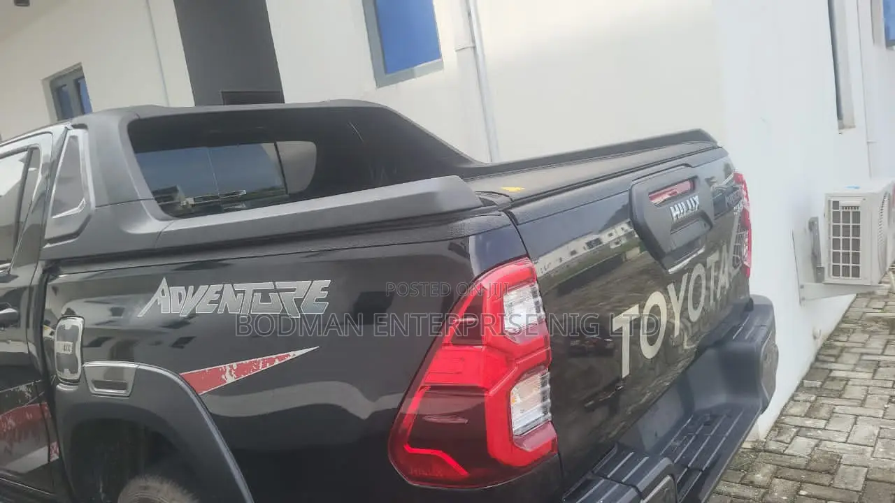Toyota Hilux Automatic Rolling Boot Cover Adventure :-_:'