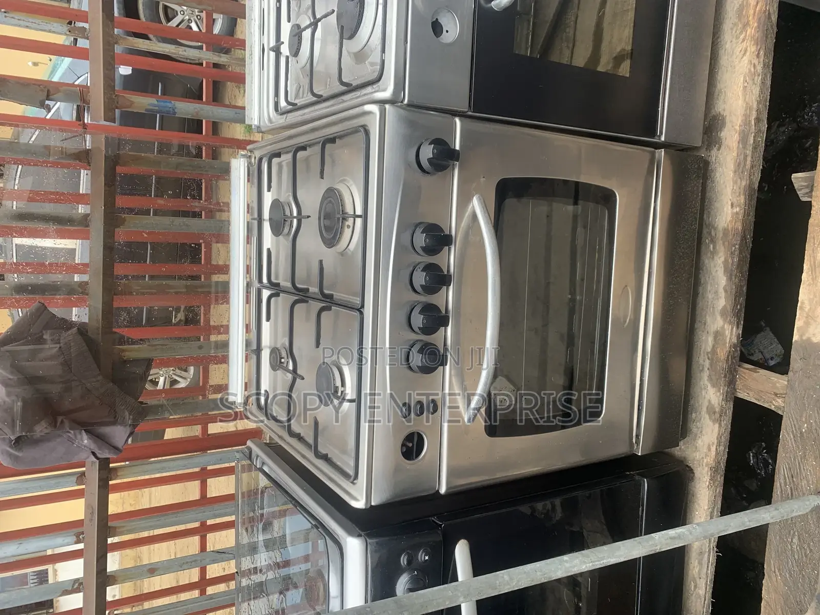 4 Burners Standing Gas Cooker