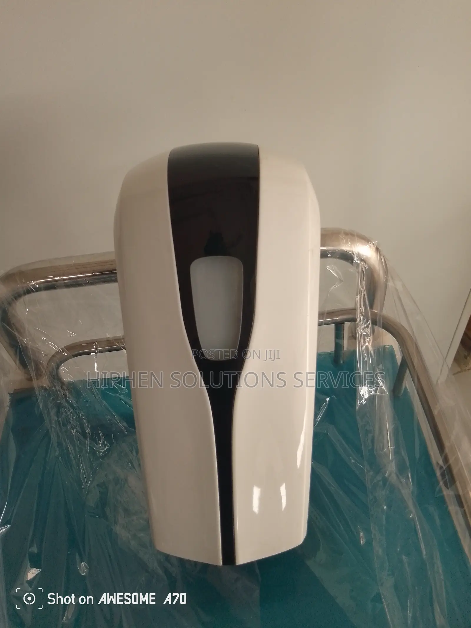 Authomatic Soap Dispenser for Business School