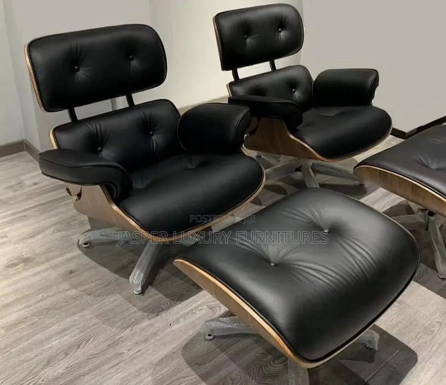 Relaxing Chair With Footrest