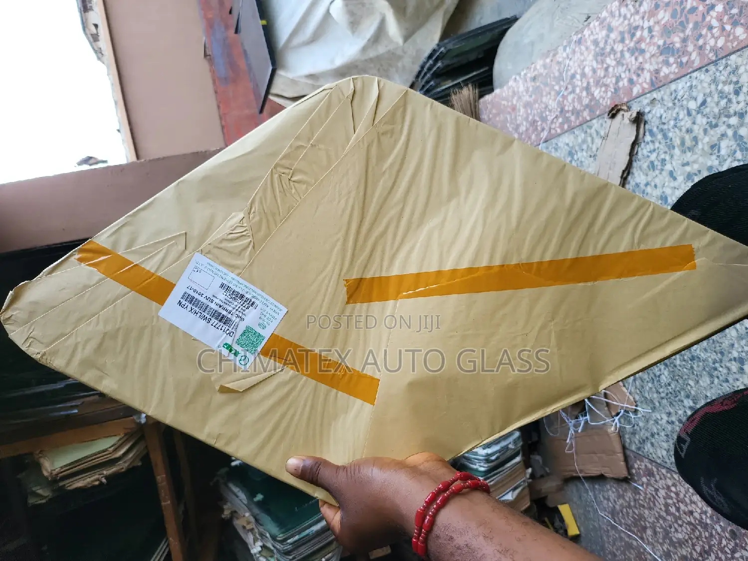 Rear Vent Glass for GMC Tarrin 2015 Available