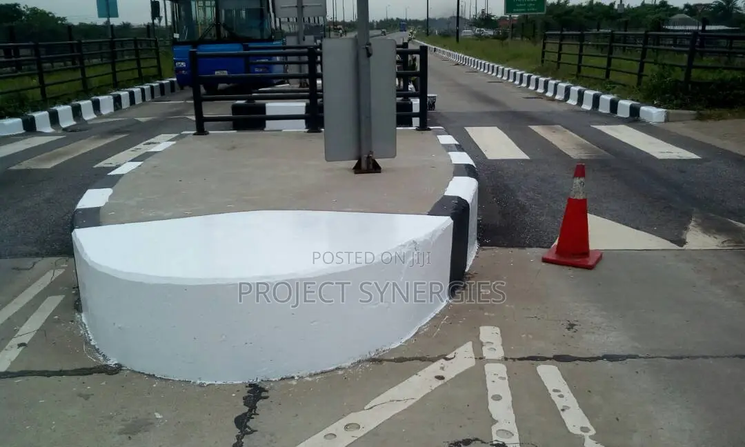 Road/Kerb Reflective Thermoplastic Markings