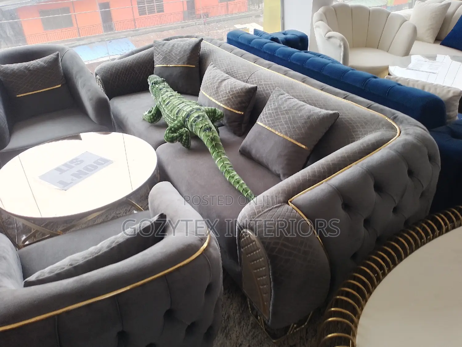 Contemporary Sofa Chair
