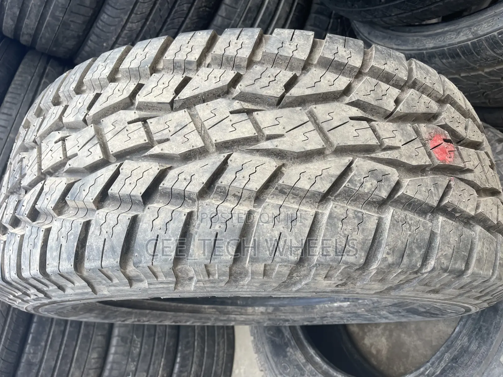 325/60r20lt