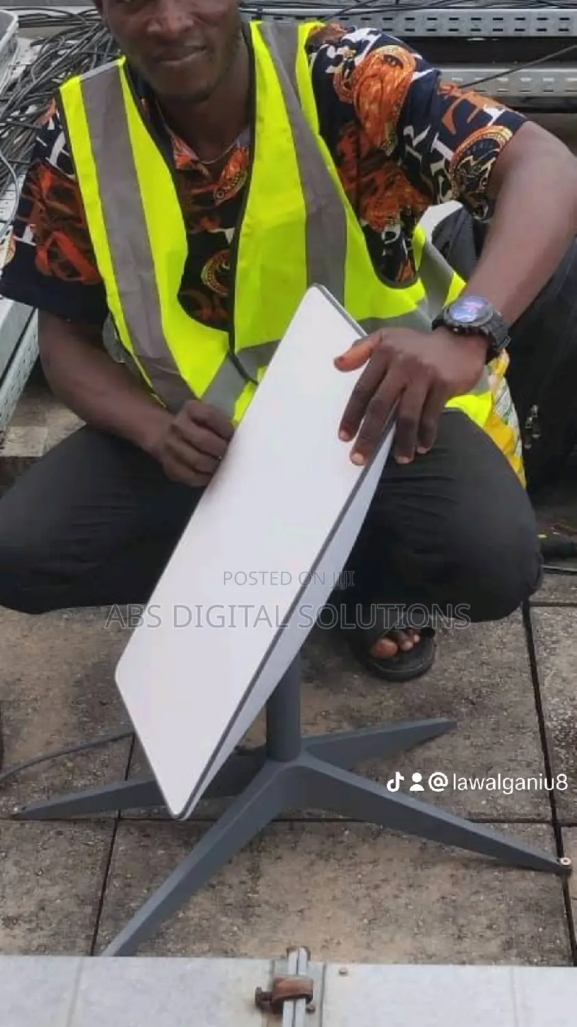 Accredited Starlink Installer