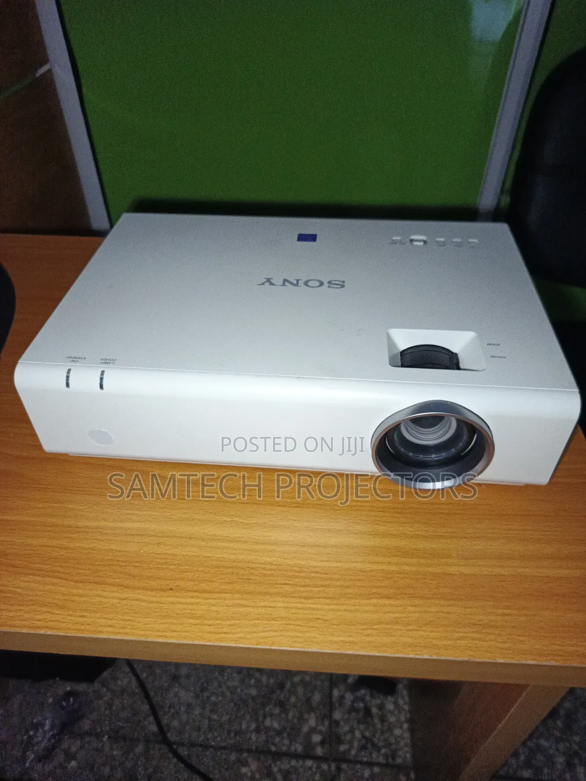 Uk Used Sony Projector. Abuja, Ph, Lekki and Uyo