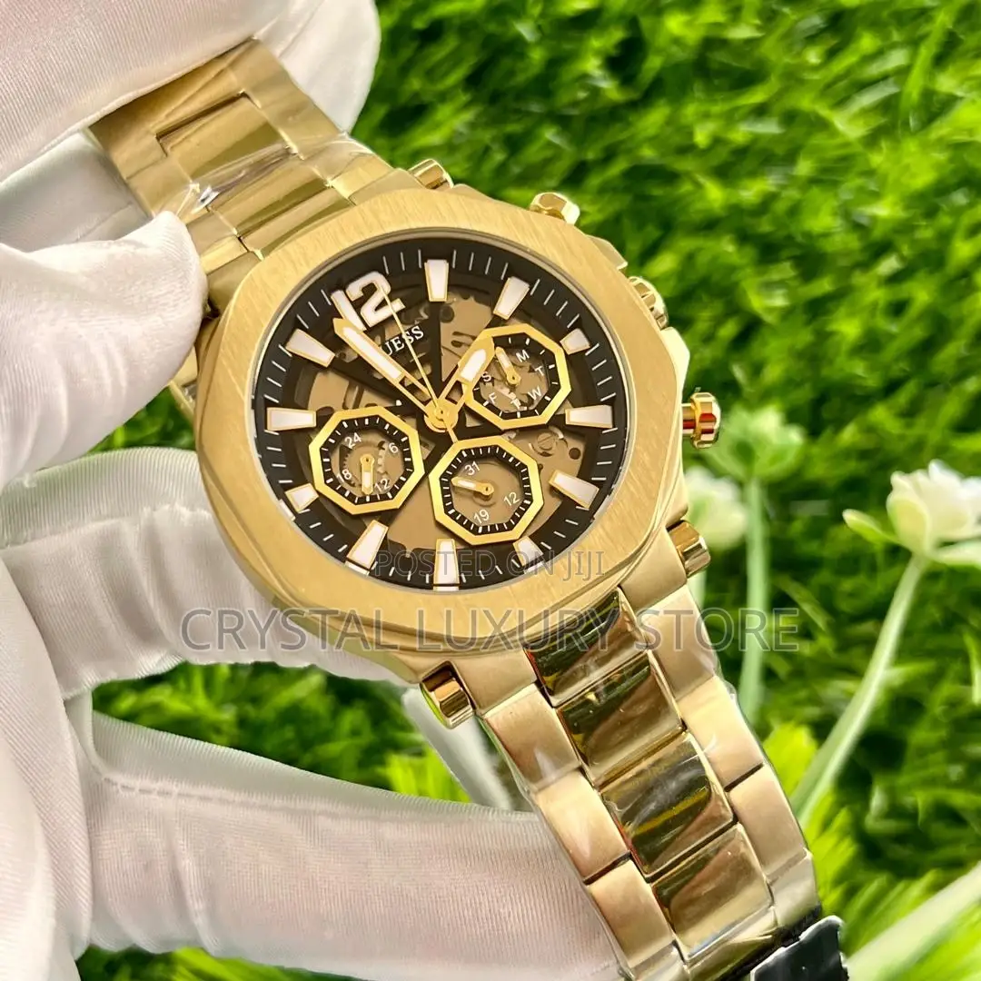 Guess Quality Luxury Men Wristwatch