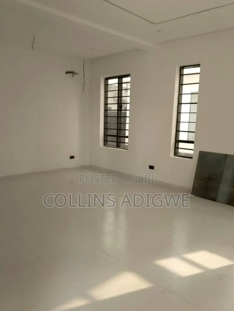 4bdrm Duplex in Orchid Chevron Lekki for sale