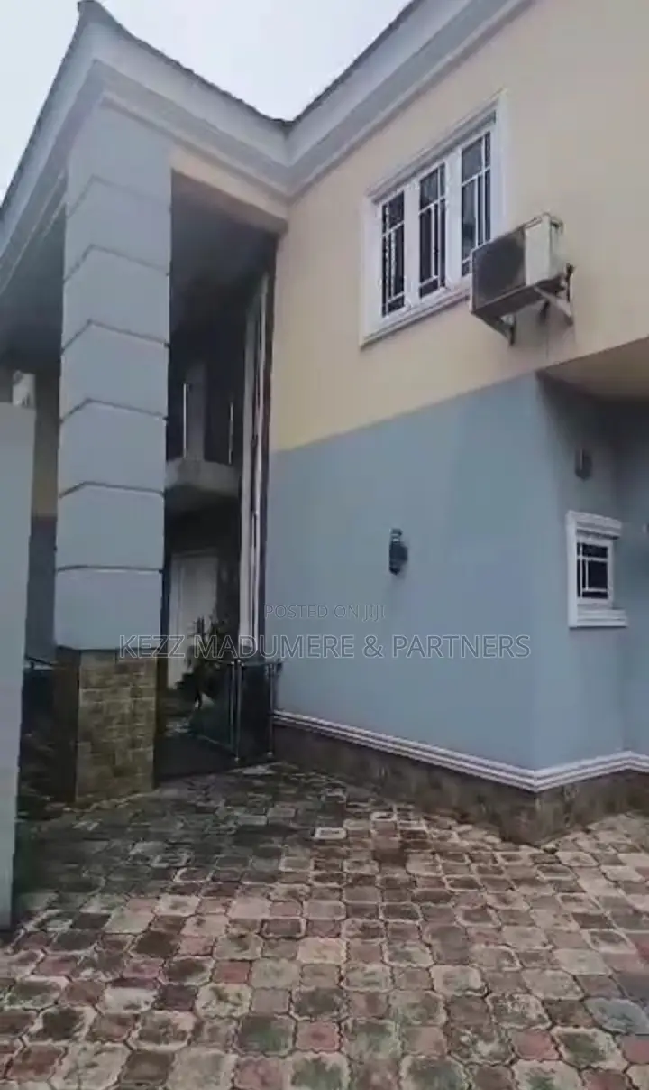 5bdrm Duplex in Elelenwo , Port for sale