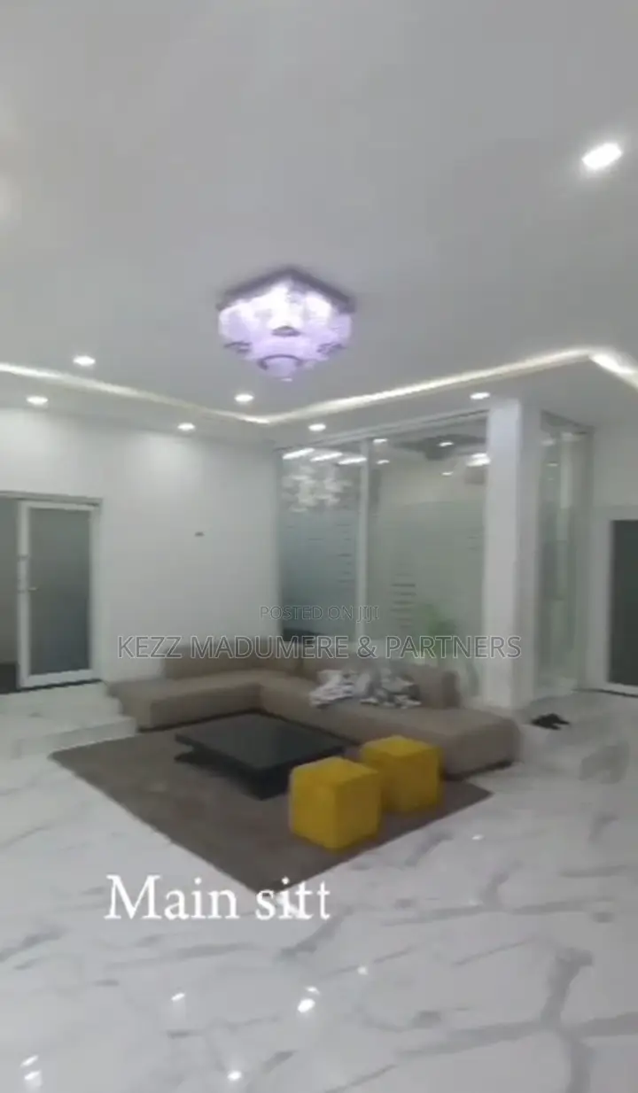 5bdrm Duplex in Elelenwo , Port for sale