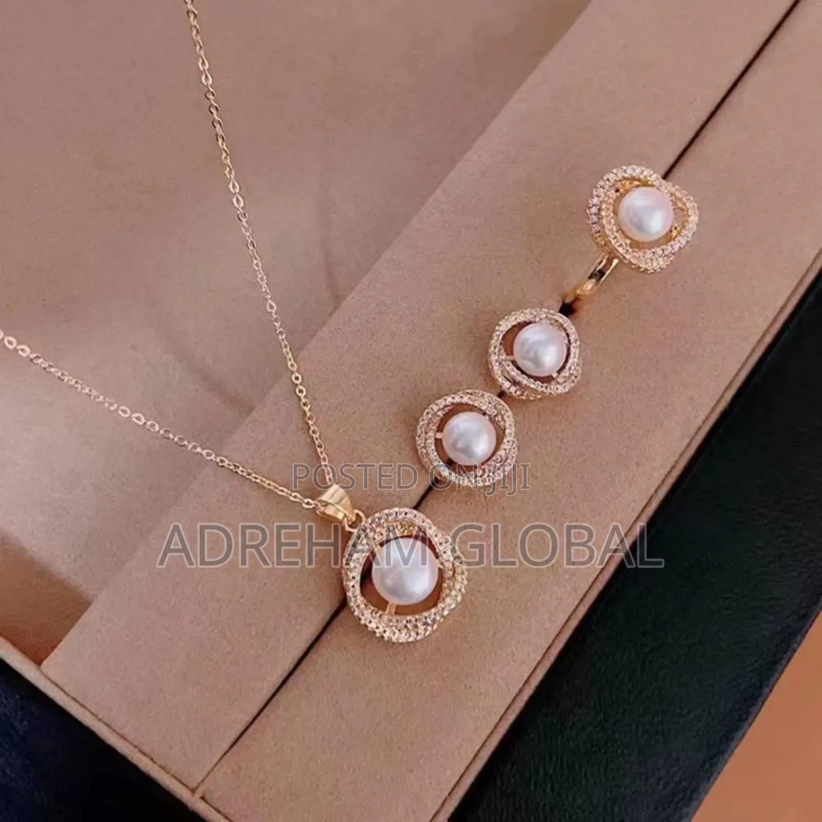 Delight Pearl Chain, Pendant,Ring and Earring New