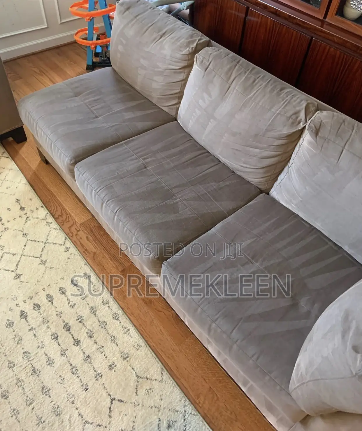 Furniture,Carpet Deep Cleaning Service