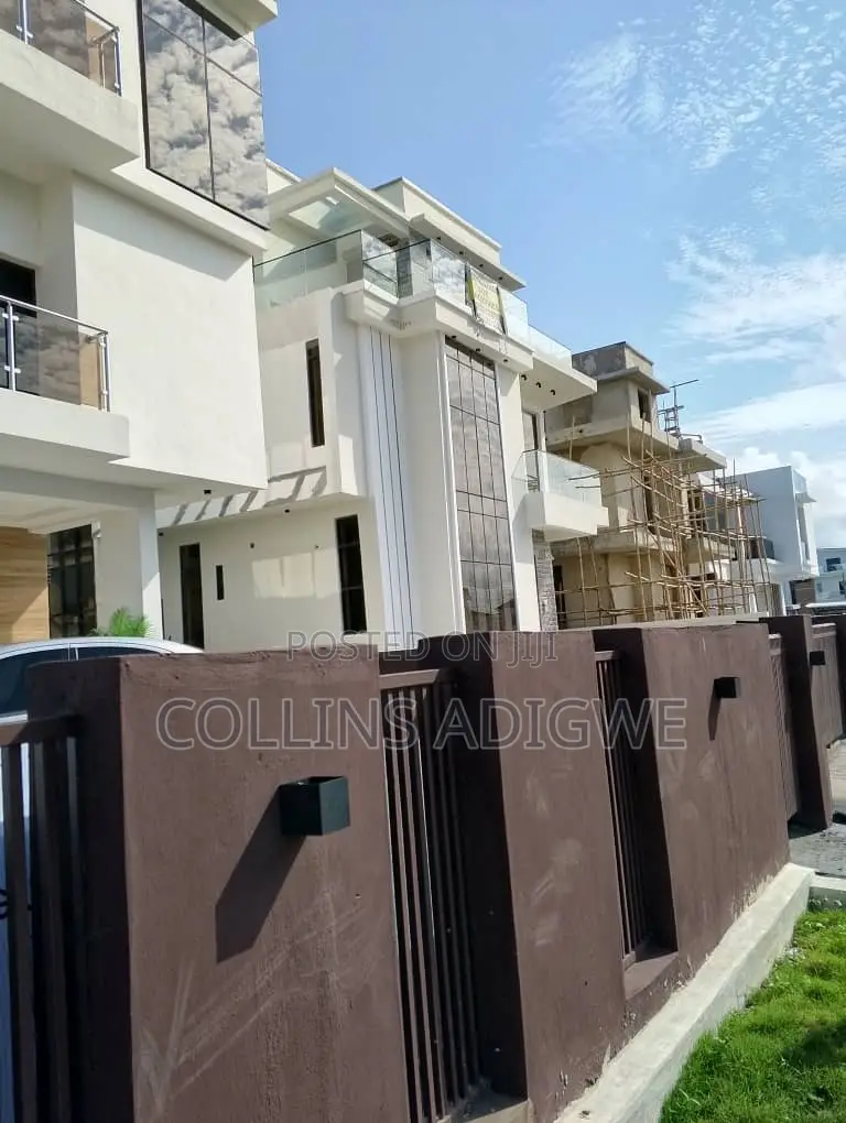 5bdrm Duplex in Call To Enter Estate, Chevron for sale