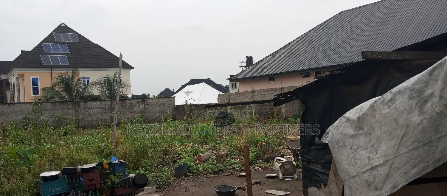 For Sale : 400 SQMTRS