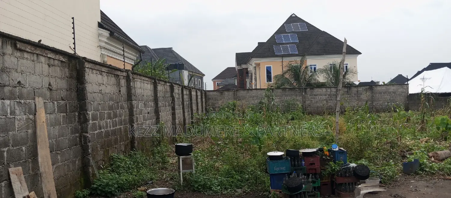 For Sale : 400 SQMTRS