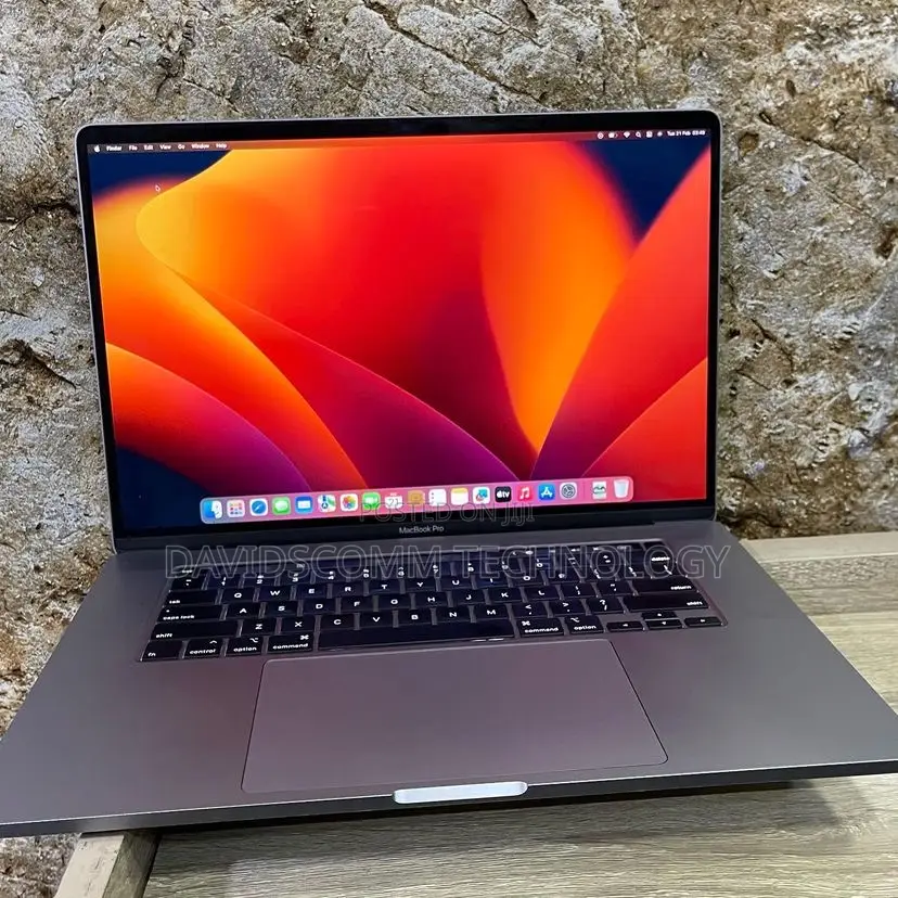 Laptop Apple MacBook Pro 2019 16GB Intel Core i7 SSD 512GB