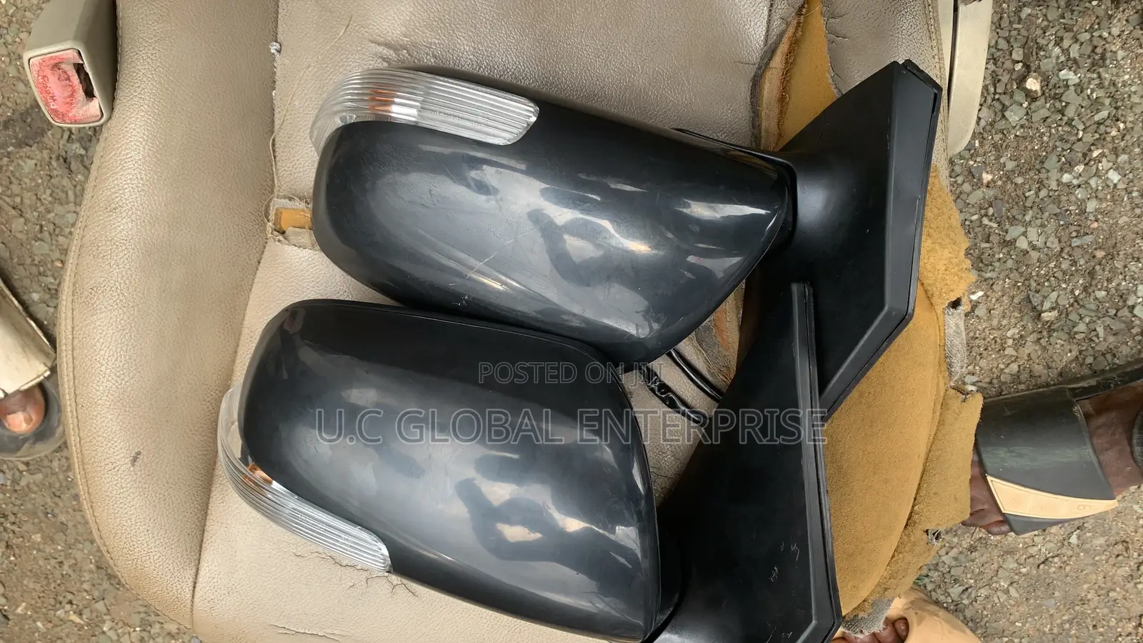 Dm for Side Mirror for Corolla 2010 Available