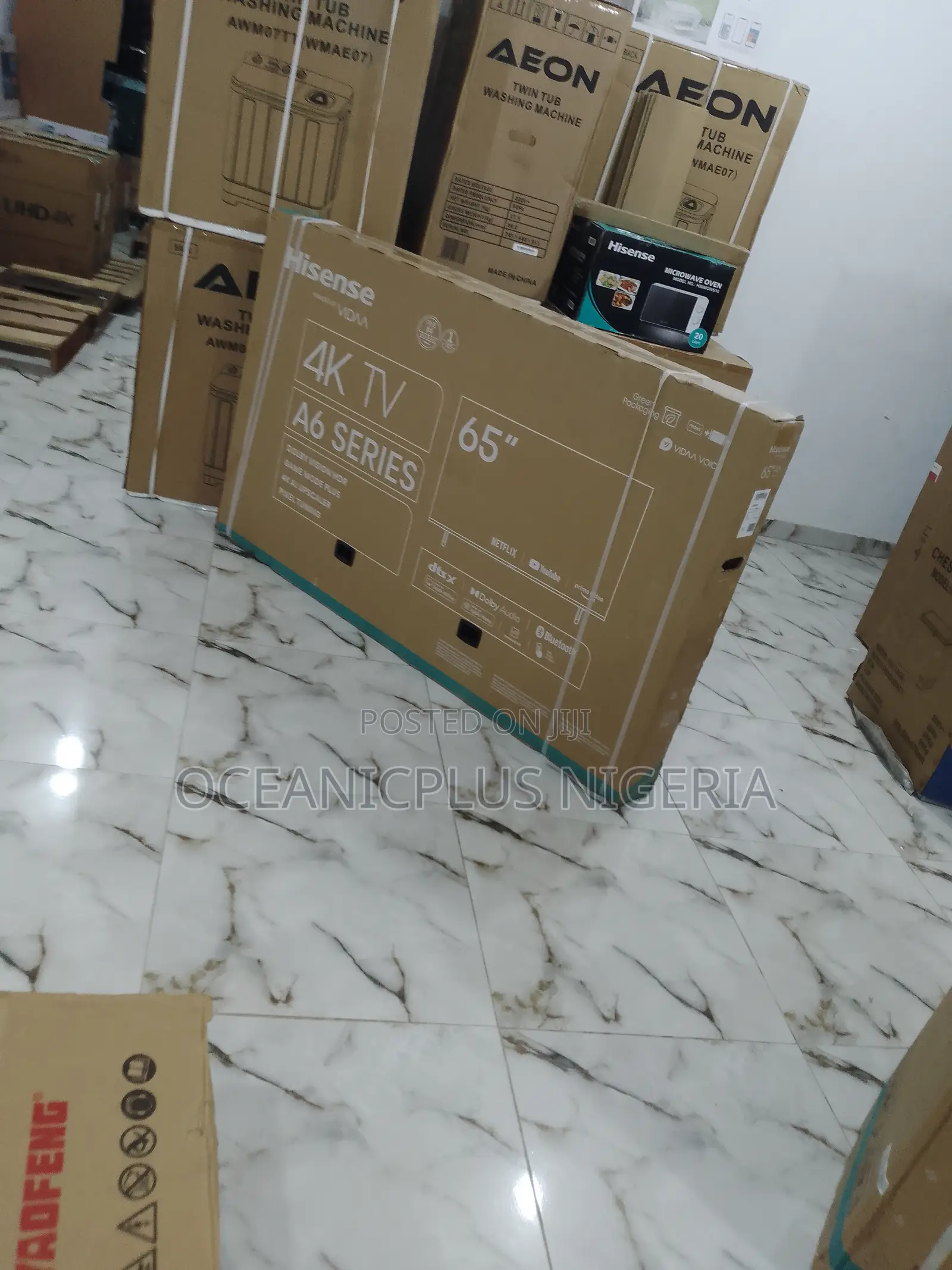 Strong 65inches Hisense Smart TV