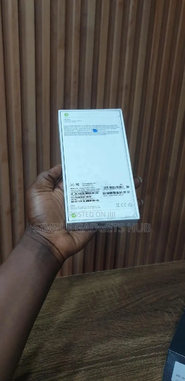 New Apple iPhone 13 128 GB