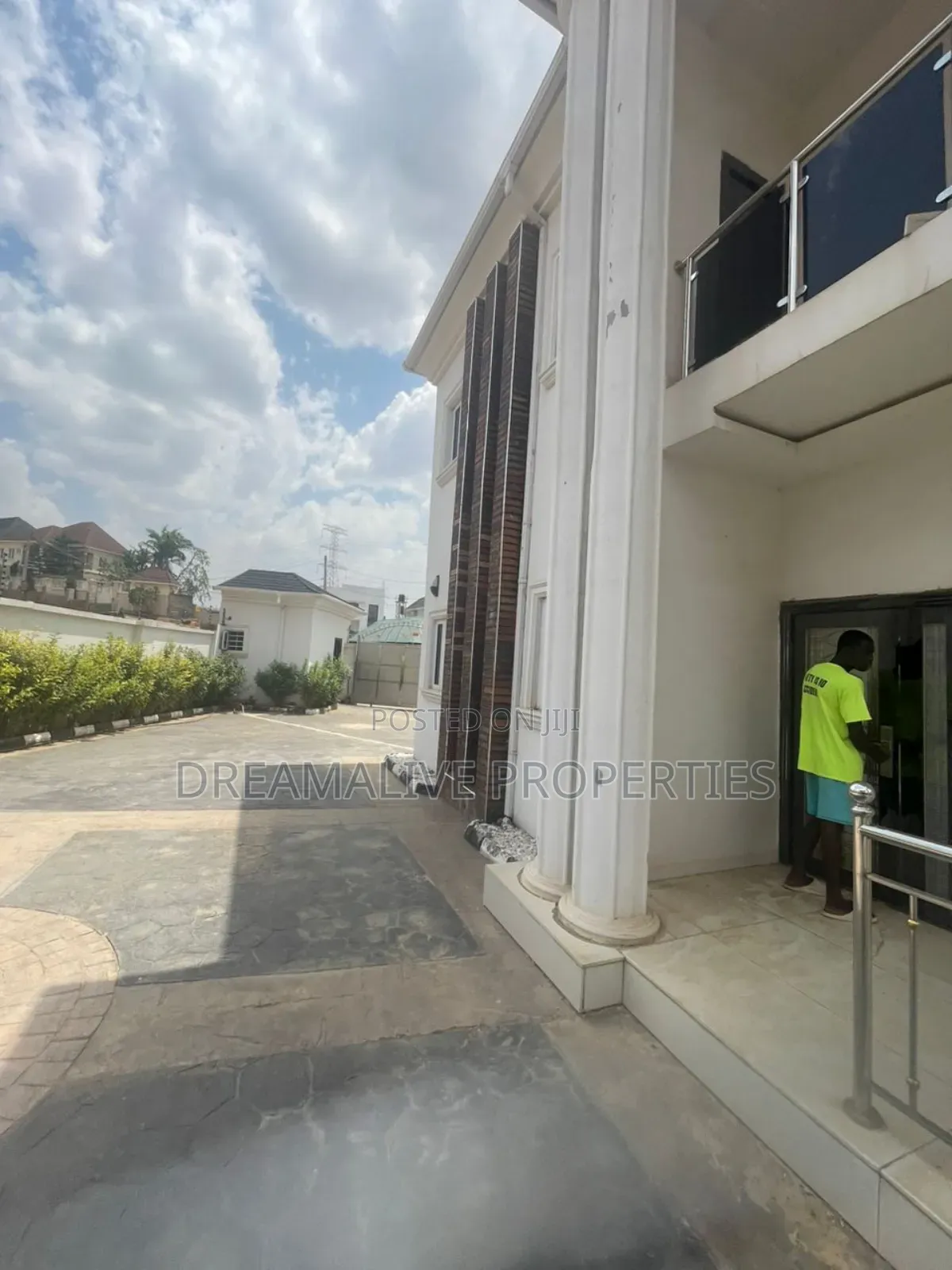 4bdrm Duplex in Dawaki for sale