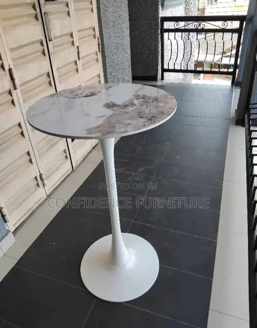 Round Coffee Table