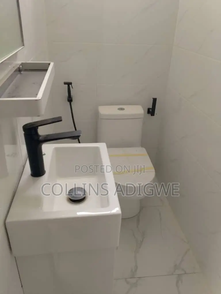 5bdrm Duplex in Lekki Phase 1 for sale